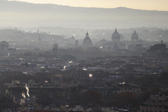 Tumori, in Italia si muore di più dove c'è più inquinamento