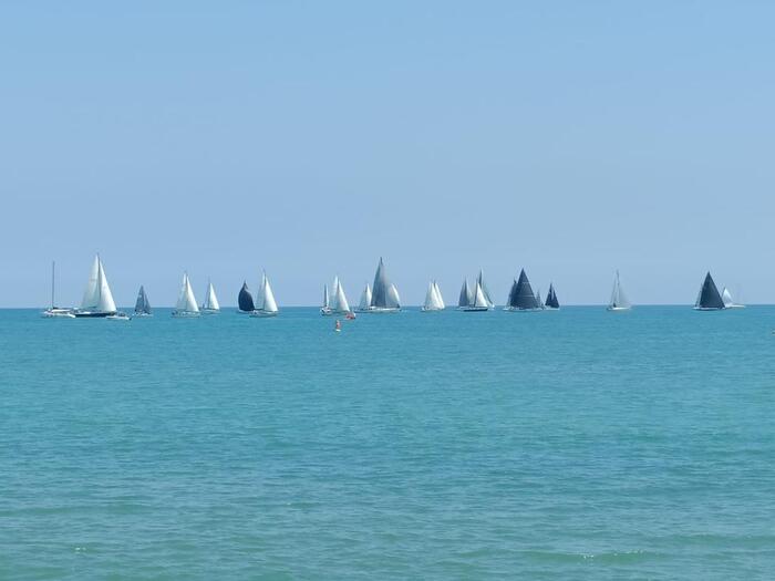 Torna la Regata per la vita, fondi per la ricerca sui tumori