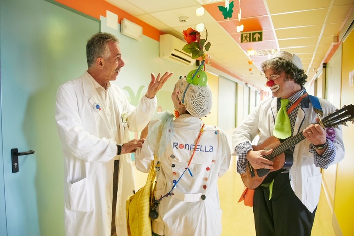 Terapia del sorriso in ospedale aiuta 36.000 bimbi l'anno